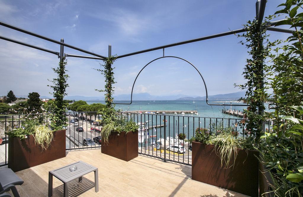 Riviera Carducci Affittacamere Peschiera del Garda