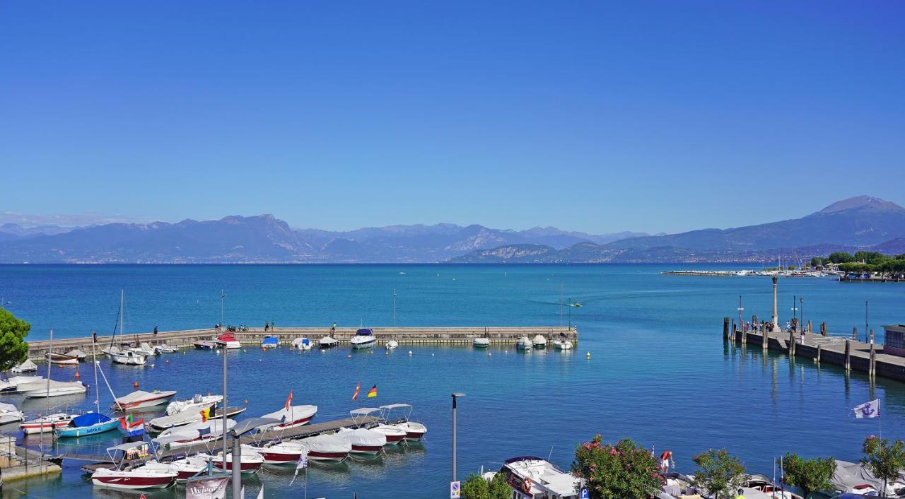 Affittacamere Riviera Carducci 3*